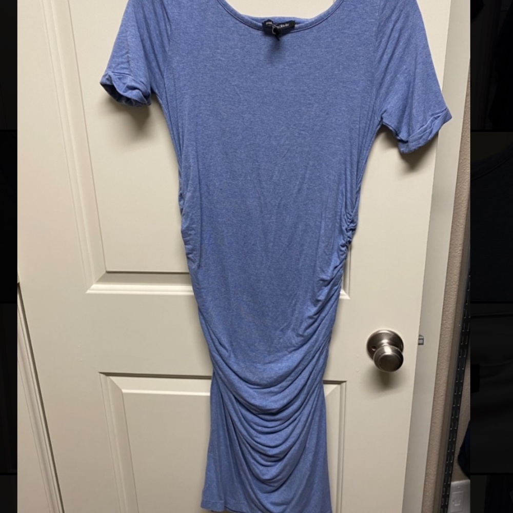 Isabella Oliver Ruched Tshirt Maternity Dress - Blue size 2